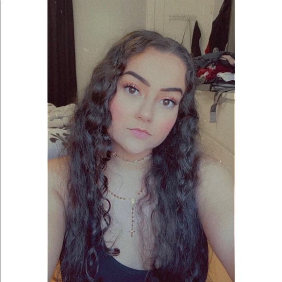 Meet your Posher, Sara - Picture 4 of 4